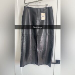 Black Faux Leather Skirt - Size Large